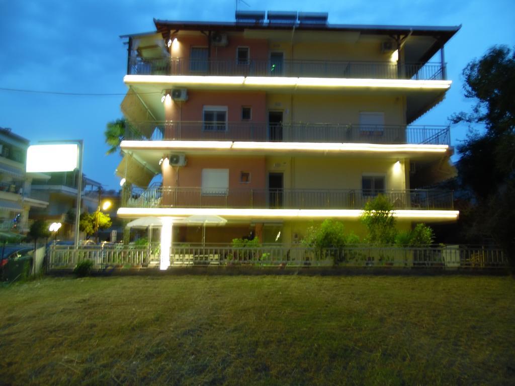 Four Seasons 2 Leilighet Paralía Eksteriør bilde
